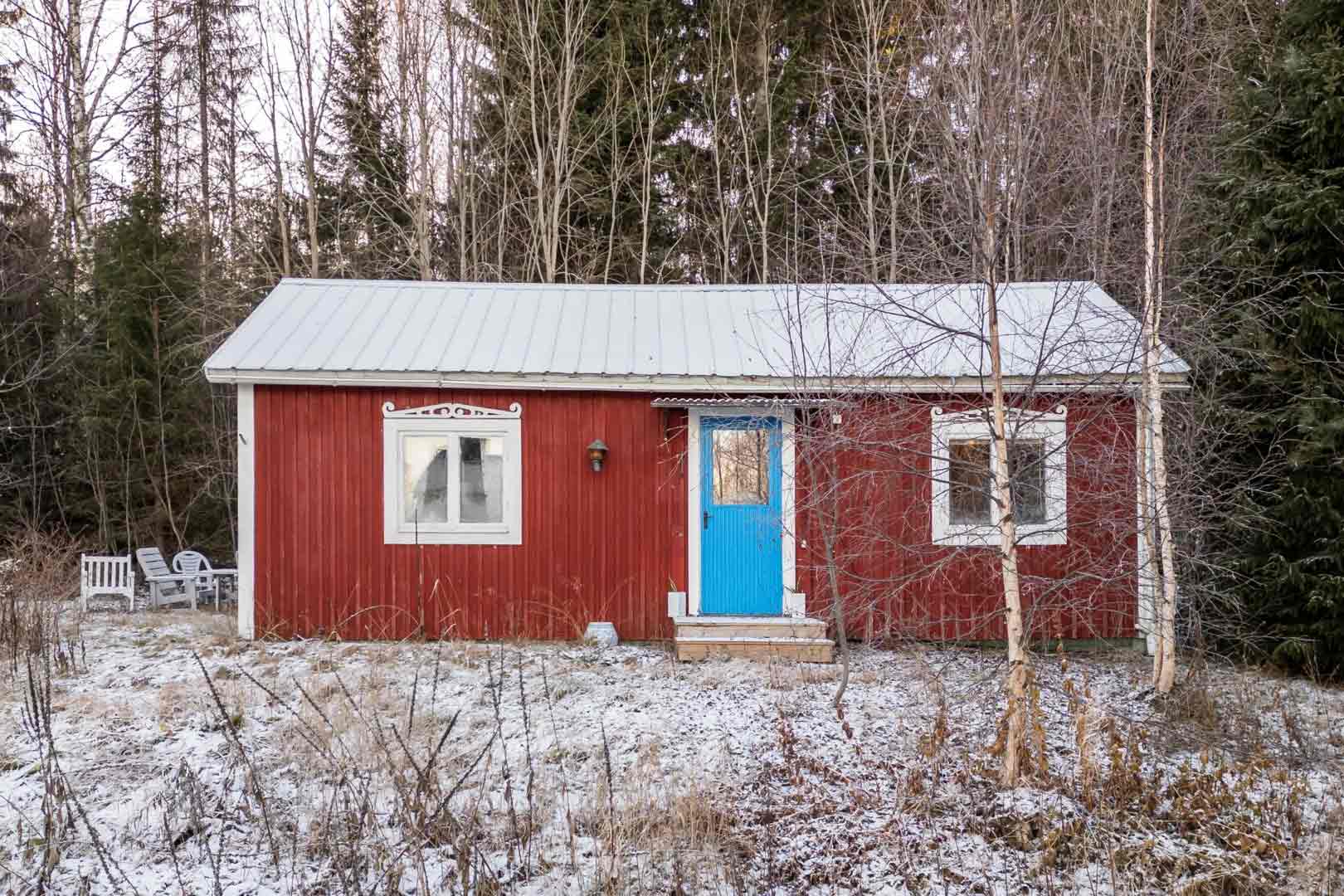 stuga-röd